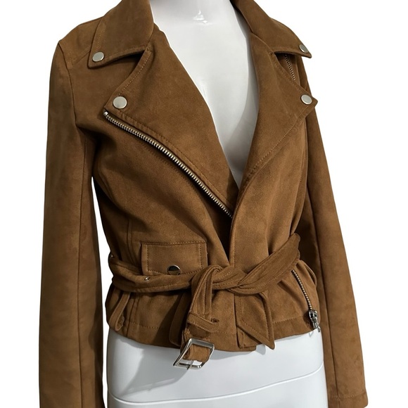 Aritzia Brown Utility Jacket with Versatile Design - Picture 5 of 6